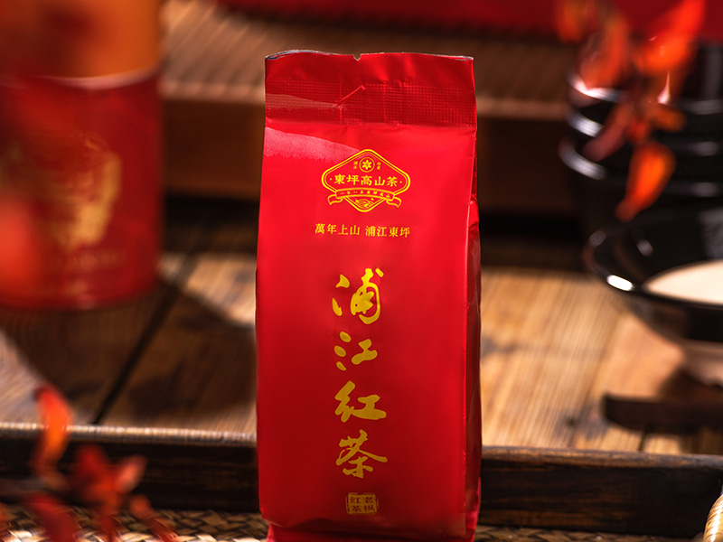 谢通门万年上山茶与器